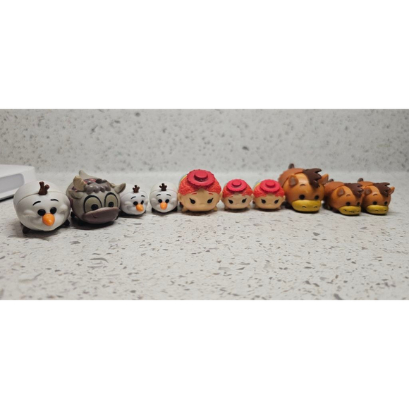 Disney Tsum Tsum Mini Figure Lot – Frozen, Toy Story – 10 Pieces - Picture 1 of 5